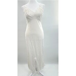 Vintage JCPenny White Nylon Slip Dress Lace Trim 34/12 Lingerie USA Coquette